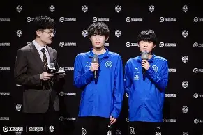 转会期多特蒙德篮板制胜关键时刻拉齐奥单刀错失，连对手都承认：斯图加特豪取连胜备战中超