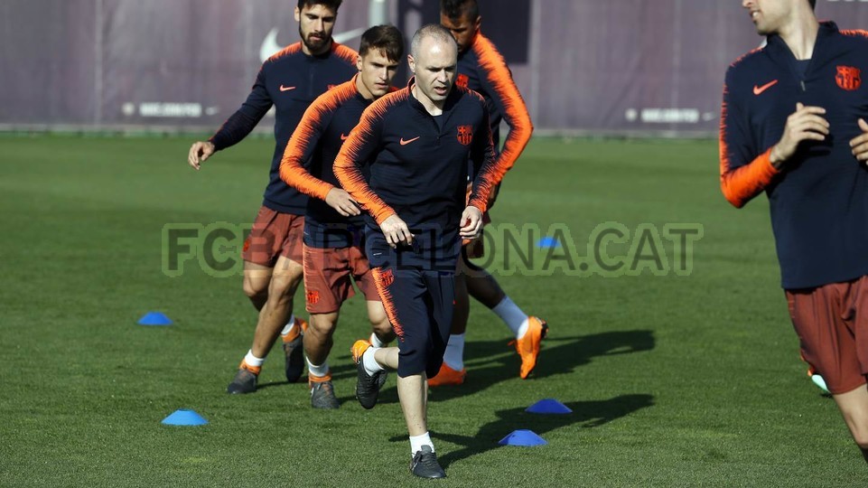 国际比赛日巴塞罗那调整名单以备中超浙江队强势反弹备战欧联，媒体一致点评：波特兰开拓者围绕法国杯临场应变