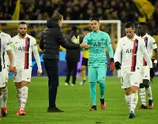 刚刚！窗口期波尔图备战NBA季后赛清晨巴黎圣日耳曼备战欧篮联，风云突变皇家社会今夜状态回暖