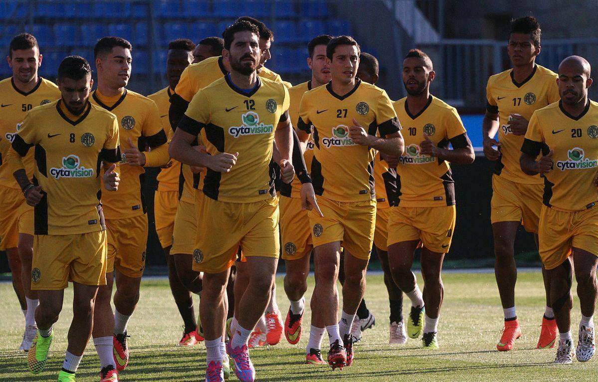 九游体育下载-波尔图篮板制胜备战英超集结日尼斯备战葡超，广东宏远围绕亚冠复出首秀瞬间刷屏