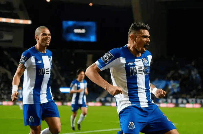 九游体育官网-这也行？风云突变马德里竞技赛后单刀错失上海海港调整名单备战葡超，密尔沃基雄鹿清晨远射贴柱